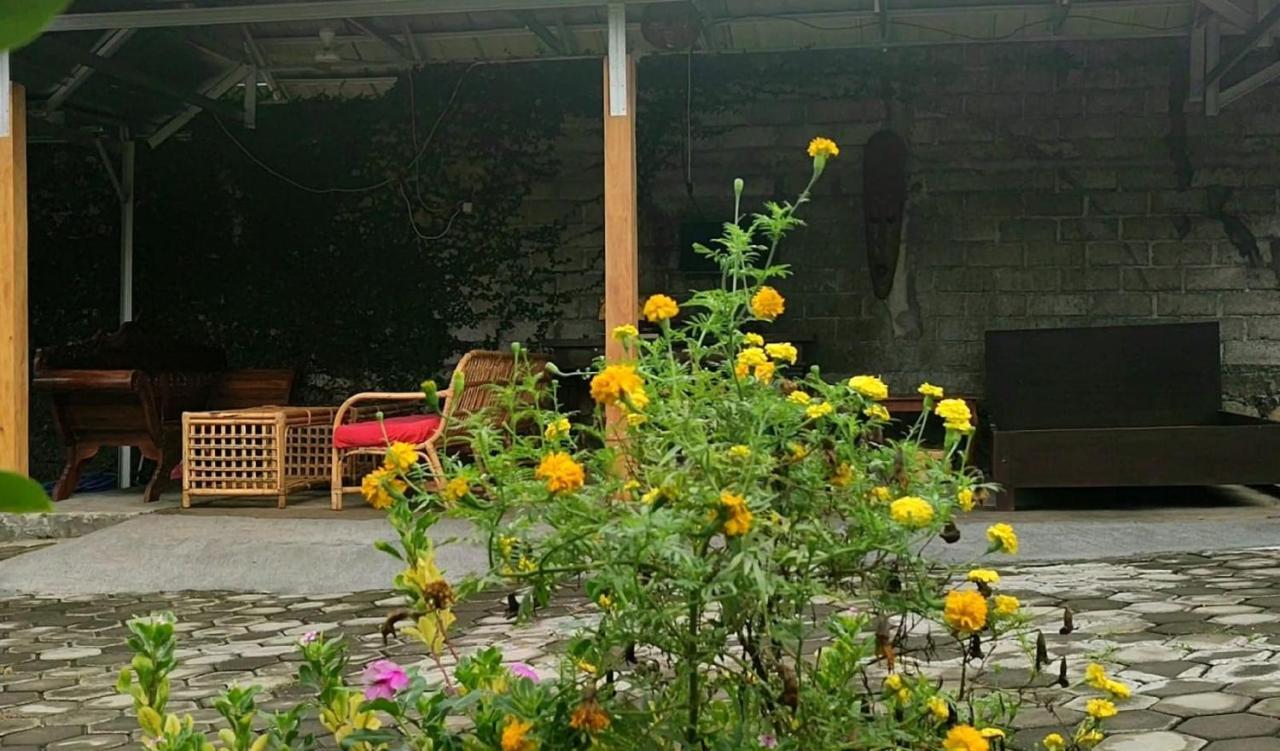 Oyo 2864 Mangsit Garden Homestay מראה חיצוני תמונה