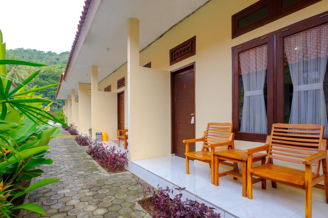 Oyo 2864 Mangsit Garden Homestay מראה חיצוני תמונה