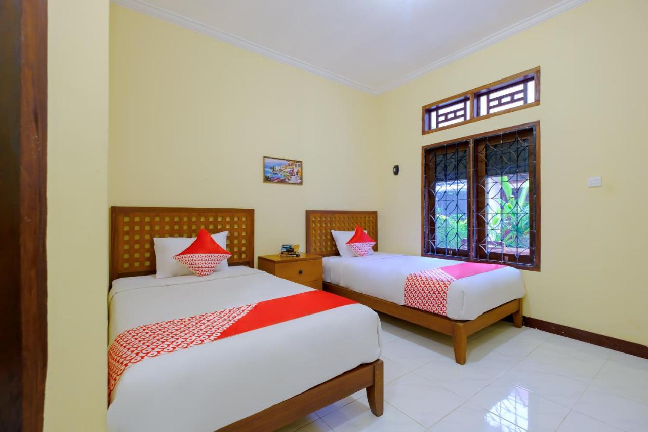Oyo 2864 Mangsit Garden Homestay מראה חיצוני תמונה