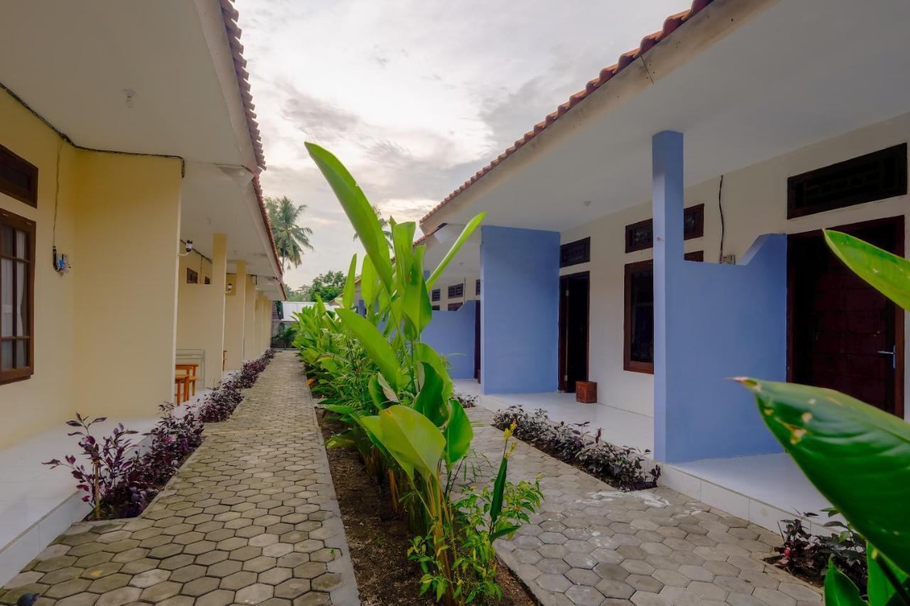 Oyo 2864 Mangsit Garden Homestay מראה חיצוני תמונה