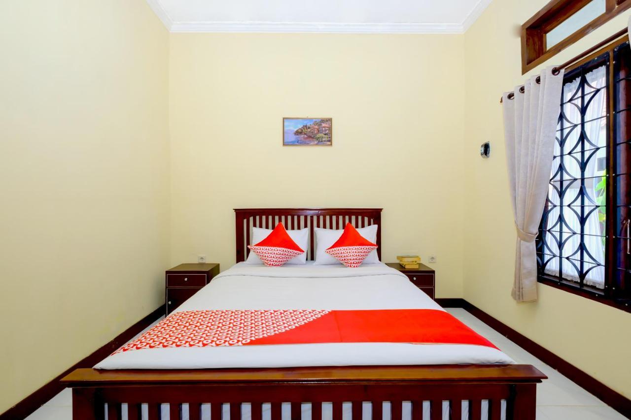 Oyo 2864 Mangsit Garden Homestay מראה חיצוני תמונה