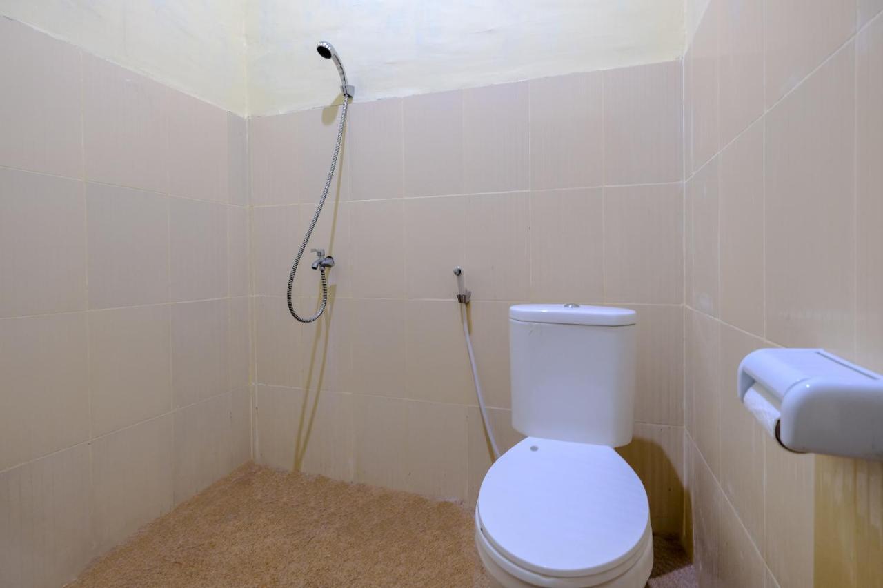 Oyo 2864 Mangsit Garden Homestay מראה חיצוני תמונה